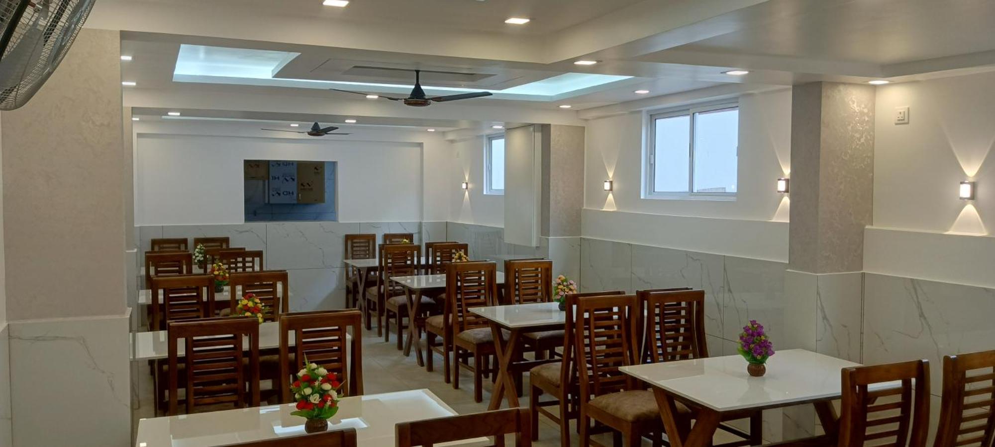 Cochin Airport Hotel Kochi エクステリア 写真