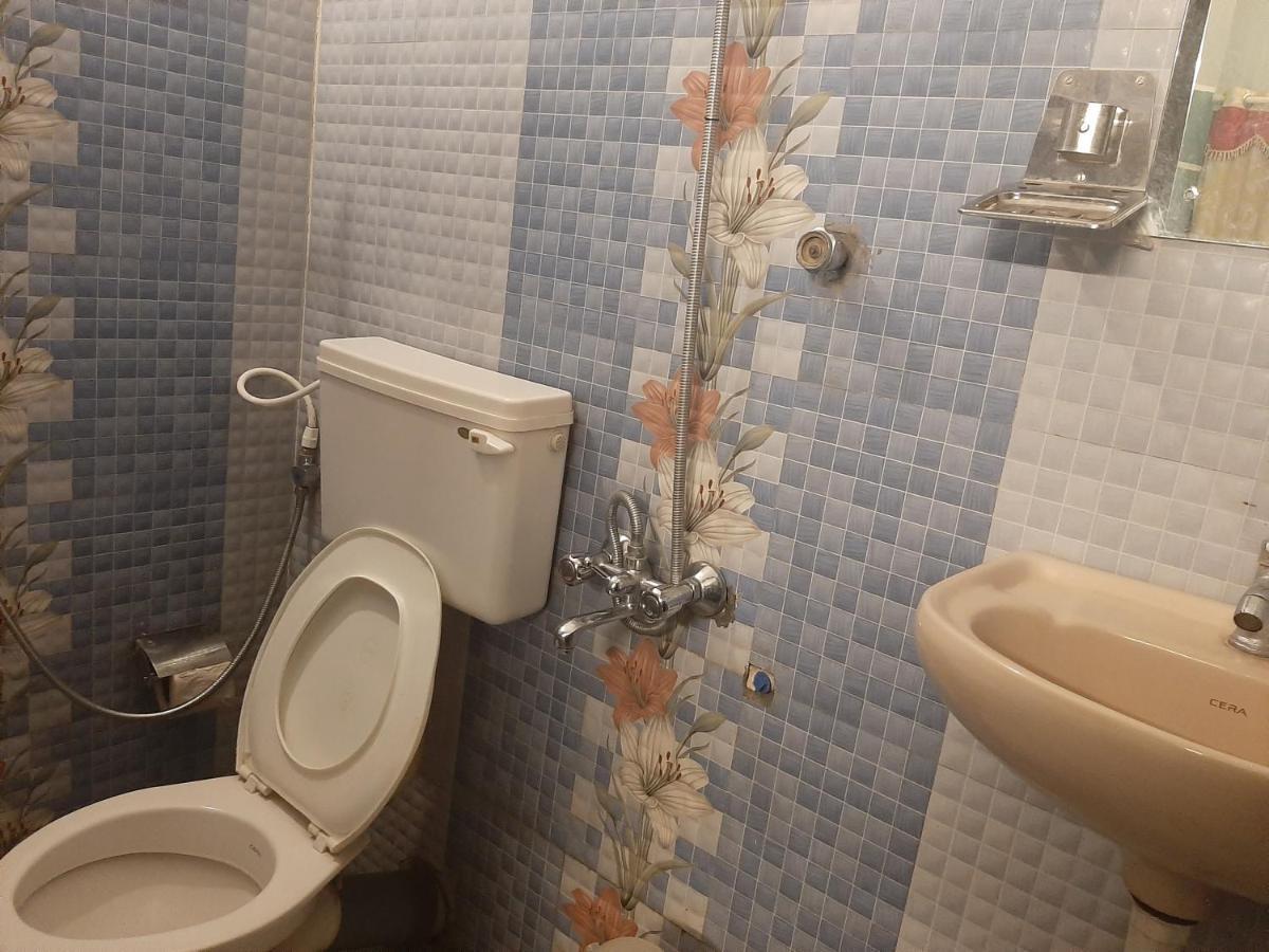 Cochin Airport Hotel Kochi エクステリア 写真